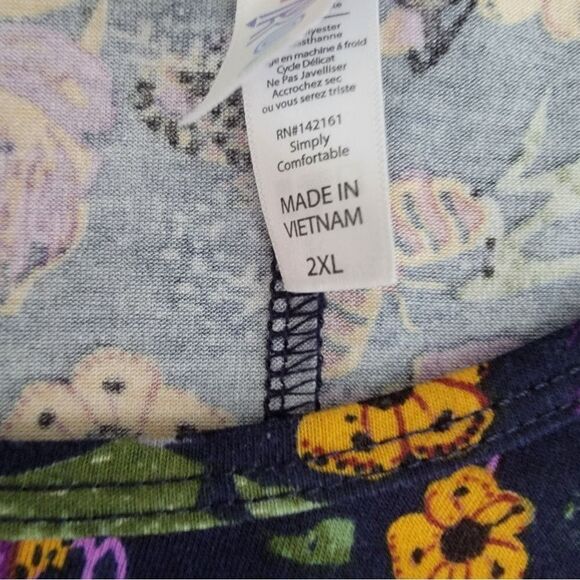 LuLaRoe Gigi Woman's Top Blouse 2 X Large Floral Multicolor Short Sleeve - Picture 9 of 12